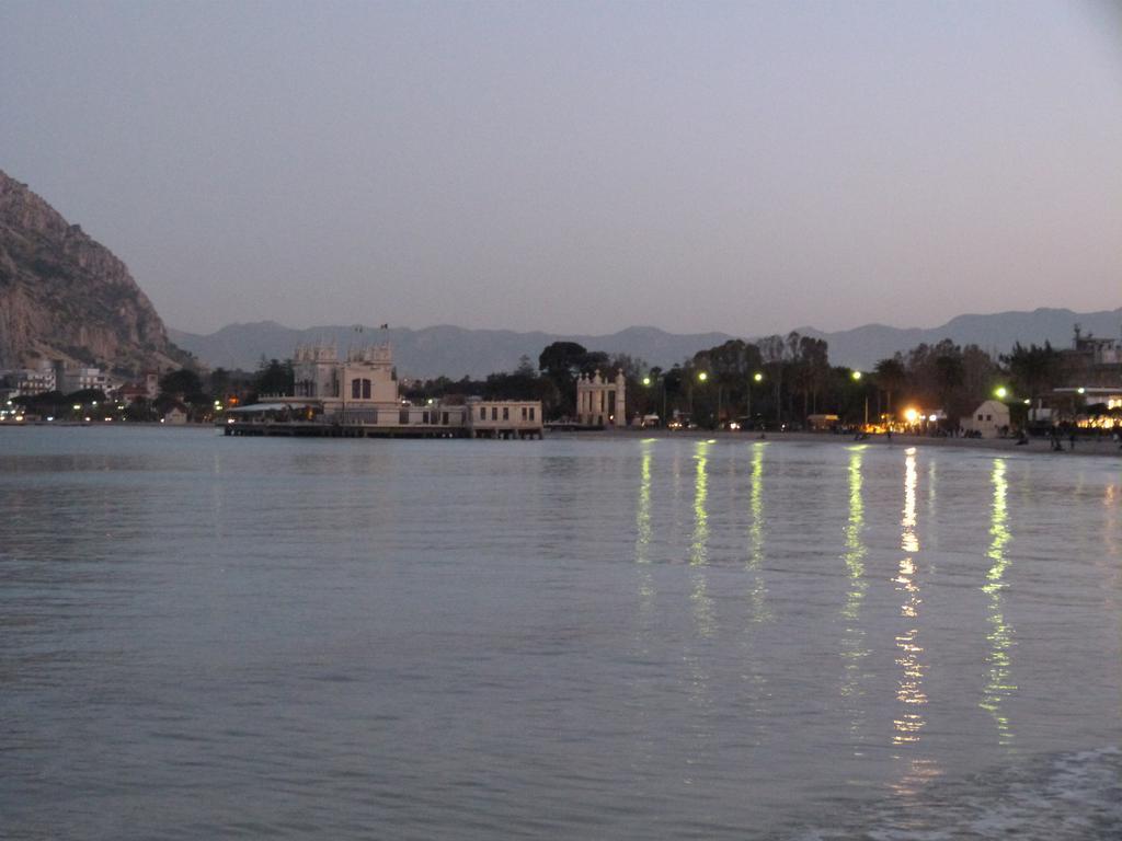 Apartament Casa Principe Maqueda Palermo Zewnętrze zdjęcie